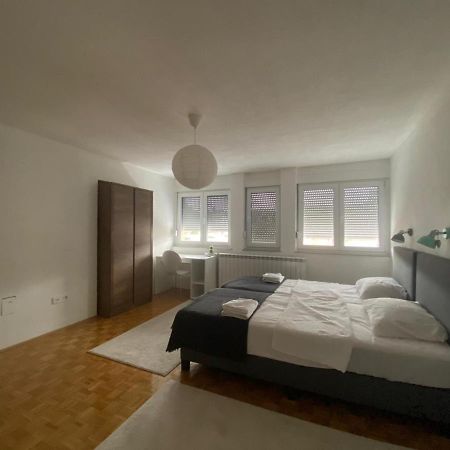 Hidden Gem Shared Apartment, Suite サラエヴォ エクステリア 写真