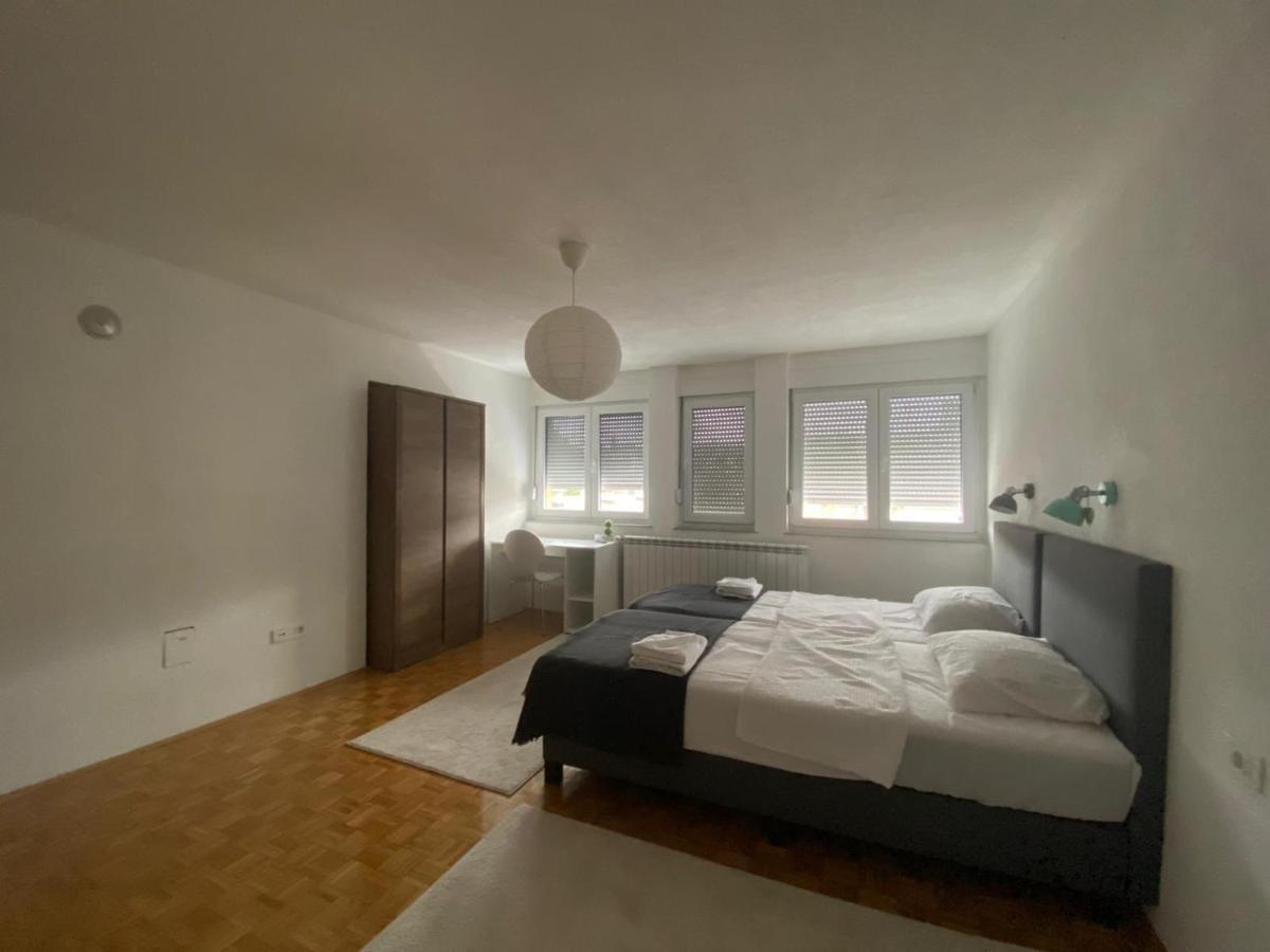 Hidden Gem Shared Apartment, Suite サラエヴォ エクステリア 写真