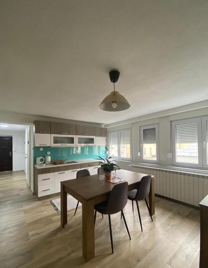Hidden Gem Shared Apartment, Suite サラエヴォ エクステリア 写真