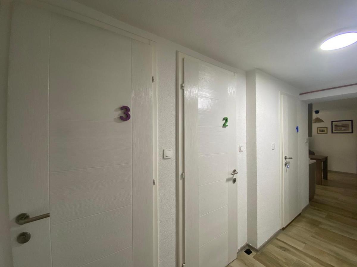 Hidden Gem Shared Apartment, Suite サラエヴォ エクステリア 写真